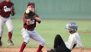 开云体育官网app-世界青少年沙滩排球锦标赛激烈角逐，青春舞动海边，2021全国青少年u17沙滩排球